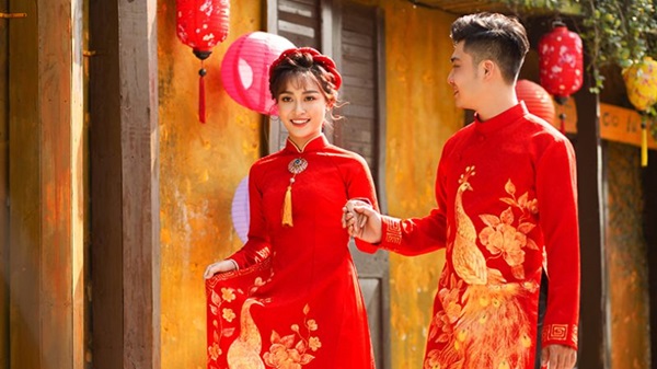 ao-dai-cuoi-viet-nam-mau-do