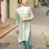 ao dai cach tan be gai thanh yen 1 110x154 1