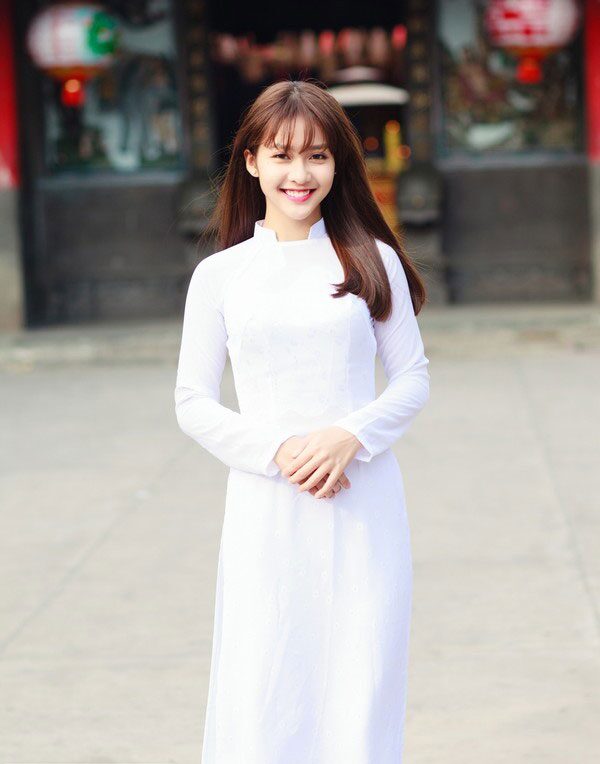 ao dai nu sinh co vuong